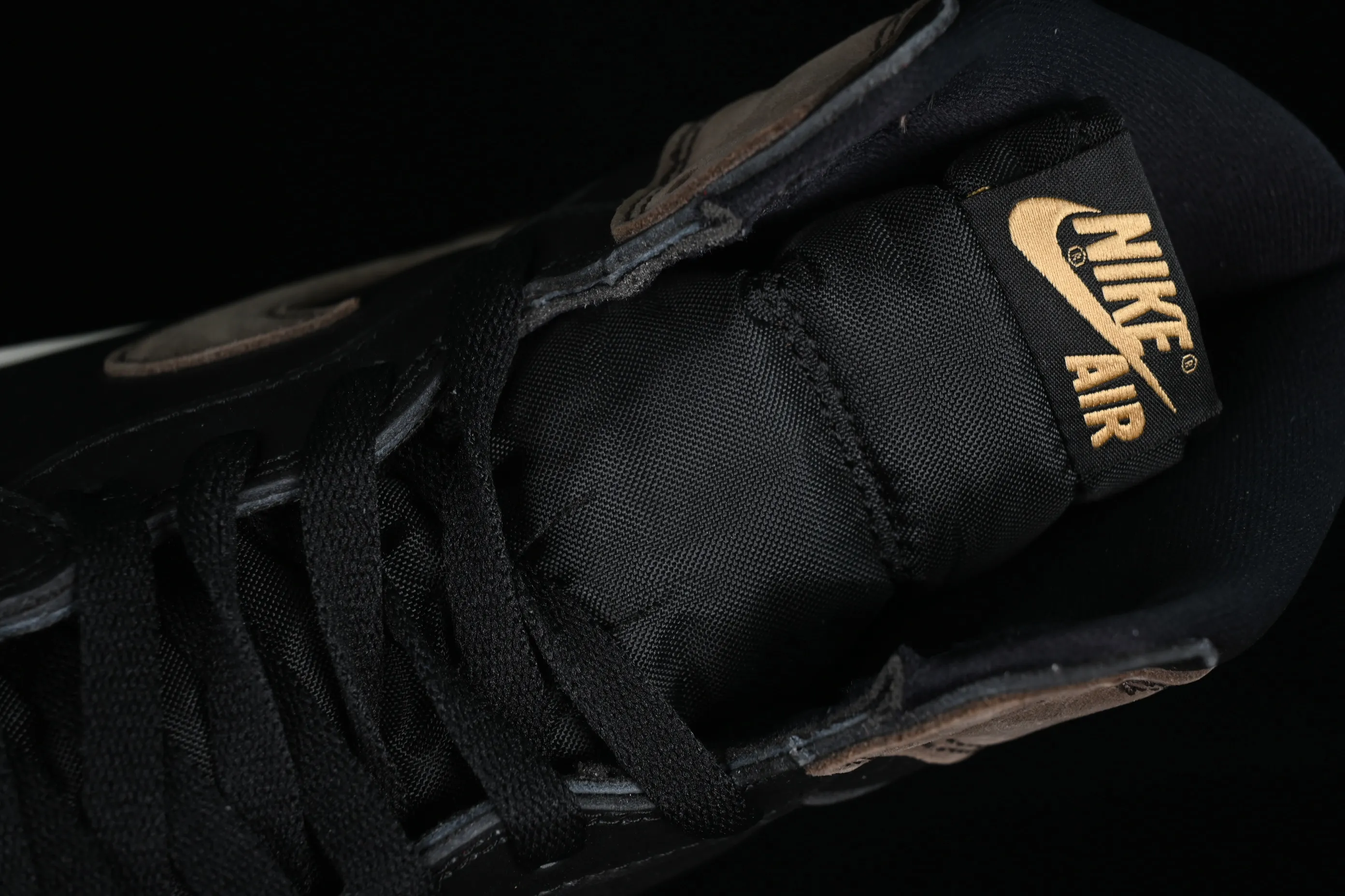 All categories Air Jordan Jordan series basketball shoes Air Jordan 1 High Pure original Air Jordan 1 High OG "Black Cement" AJ1 Joe 1 Mocha black toe DZ5485-020